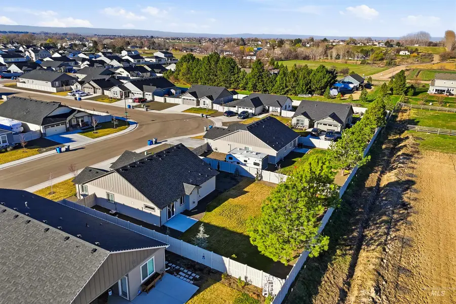 1314 Jupiter St, Middleton, ID 83644 - #3