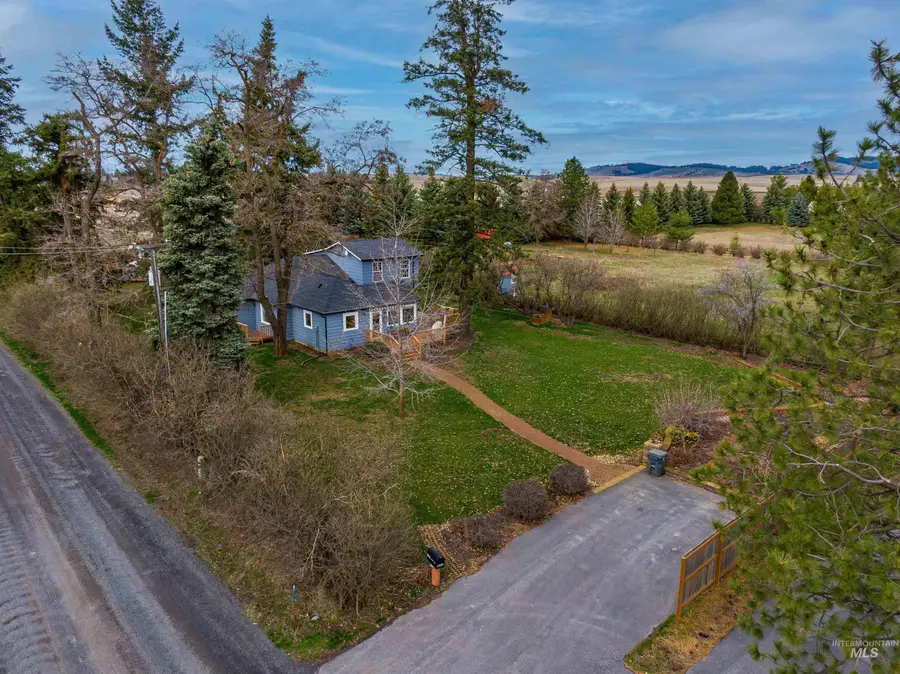 2210 Trail Rd, Moscow, ID 83843 - #3