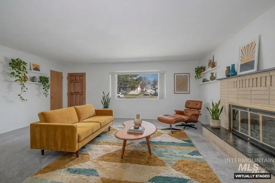 647 NW 3rd Street, Ontario, OR 97914 - #2