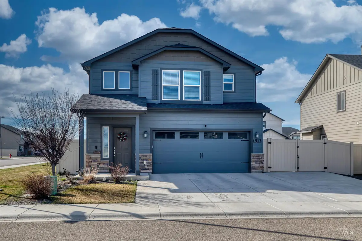 1913 E Cave Falls St. #Ashton 10/8, Kuna, ID 83634 - #1