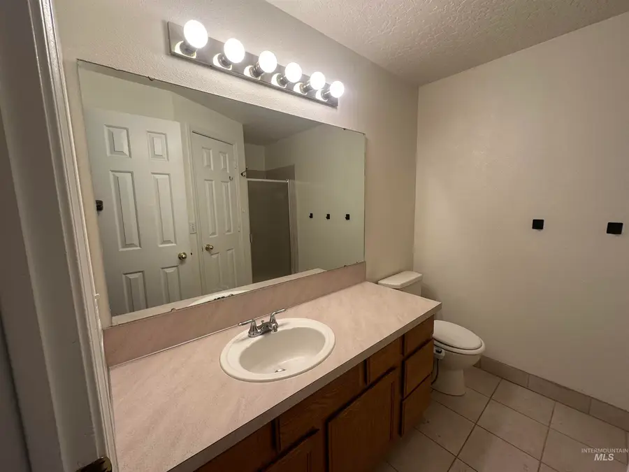 2809 Laurel Way, Nampa, ID 83686 - #3