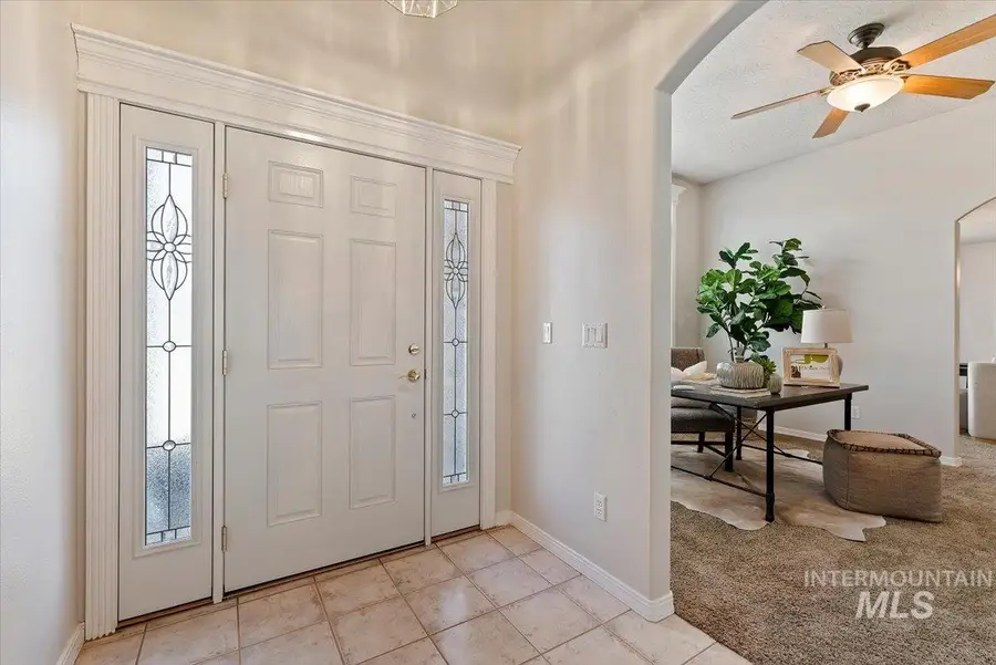 120 S Middle Creek Dr, Nampa, ID 83686 - #3