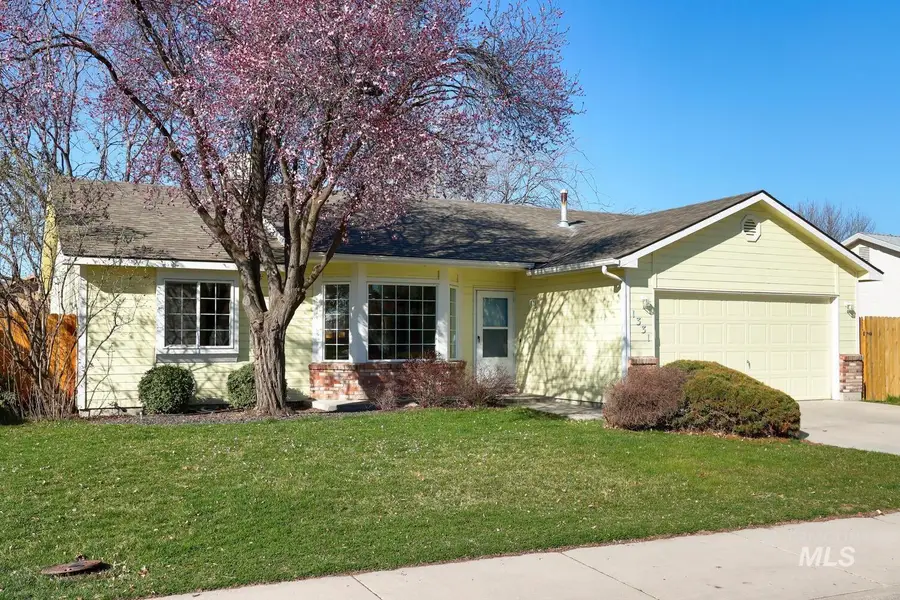 1331 N Sandlin Ave., Meridian, ID 83642 - #2