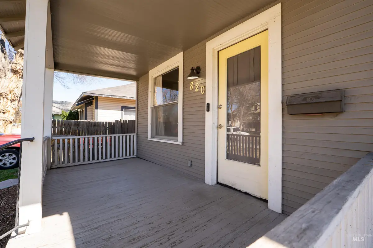 820 11th Ave South, Nampa, ID 83651 - #1