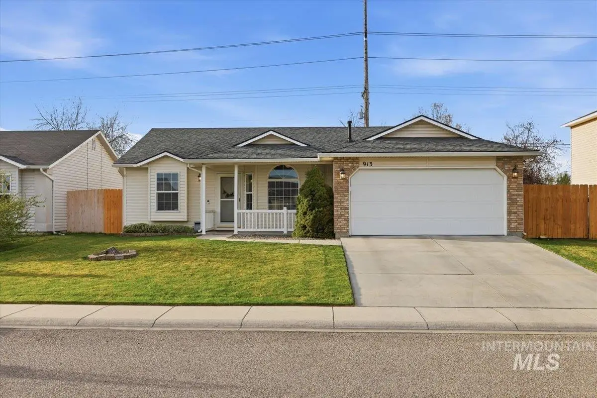 913 W Oakmont Ave, Nampa, ID 83686 - #1