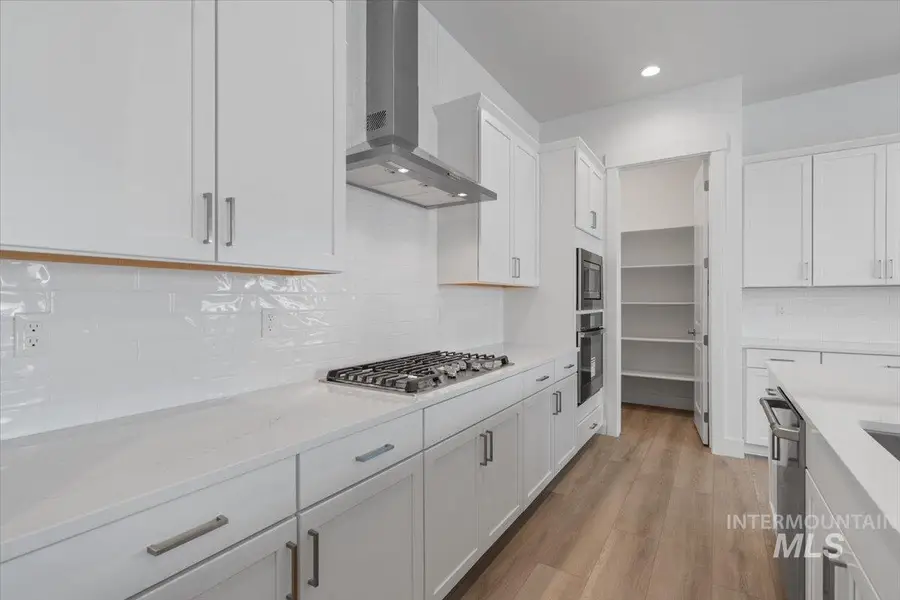 2349 N Kenora Ave, Star, ID 83669 - #3