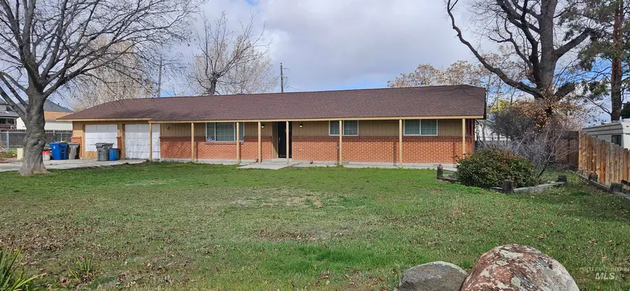 406 W Lindenwood Dr, Nampa, ID 83686 - #3