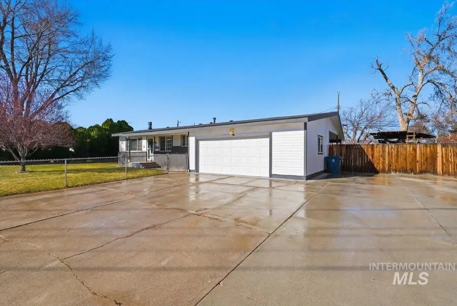 550 Gridley Drive, Mountain Home, ID 83647 - #3