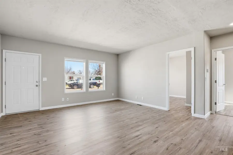 352 & 374 E E Idaho St, Middleton, ID 83644 - #2