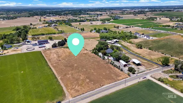 3735 S Black Cat Rd, Nampa, ID 83687