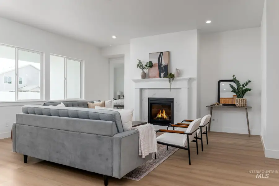 8569 S Silver Smog Way, Meridian, ID 83642 - #3