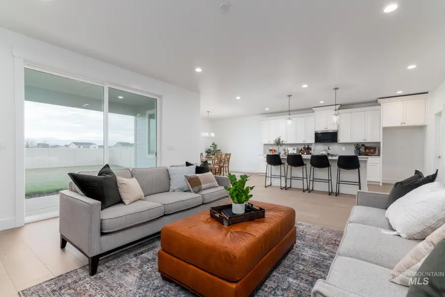 2606 N Morehouse Ave, Eagle, ID 83616 - #2