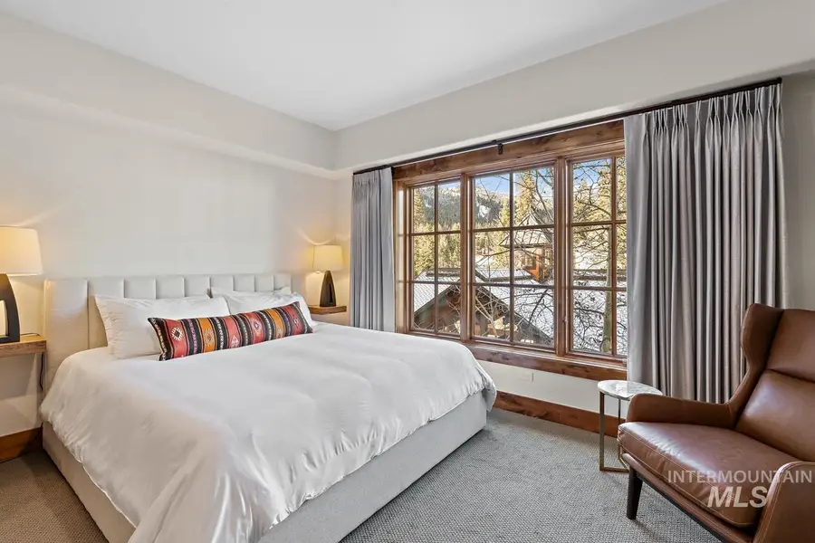 75 Arling Center Ct #304, Donnelly, ID 83615 - #3