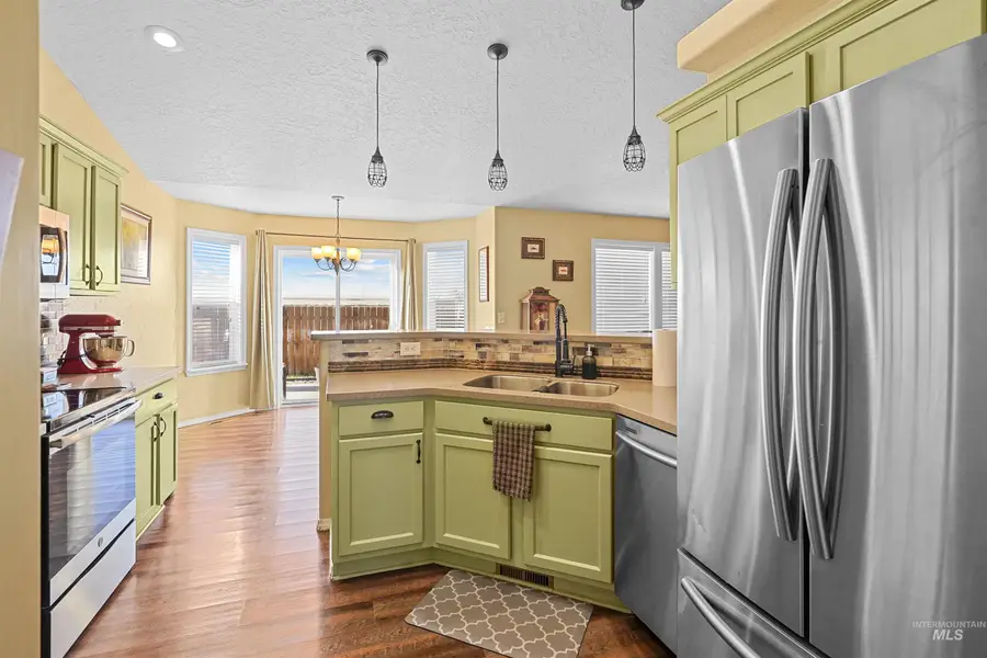 350 W 2nd, Hazelton, ID 83335 - #2