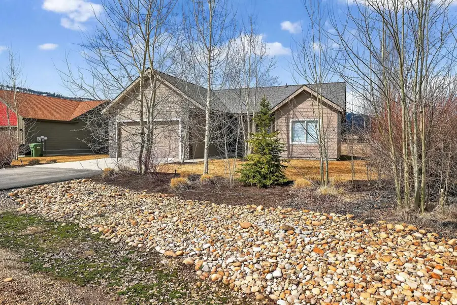 35 Moore Rd, Donnelly, ID 83615 - #2