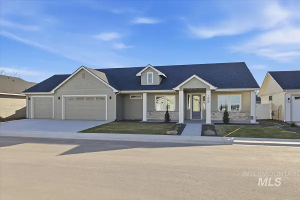 1006 Whitewater Way, Emmett, ID 83617