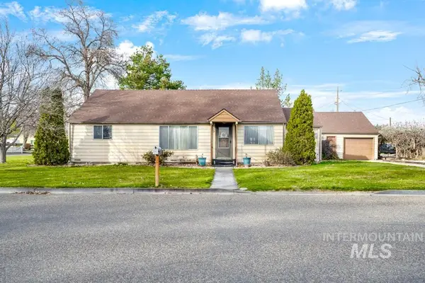 489 NW 4th Ave, Ontario, OR 97914