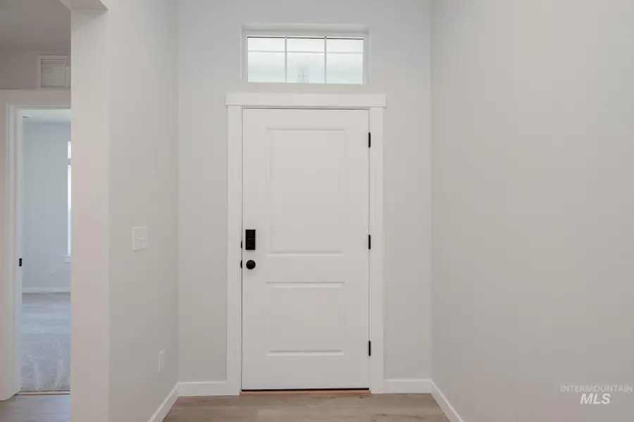 2433 N Silver Wolf Ave, Star, ID 83669 - #2