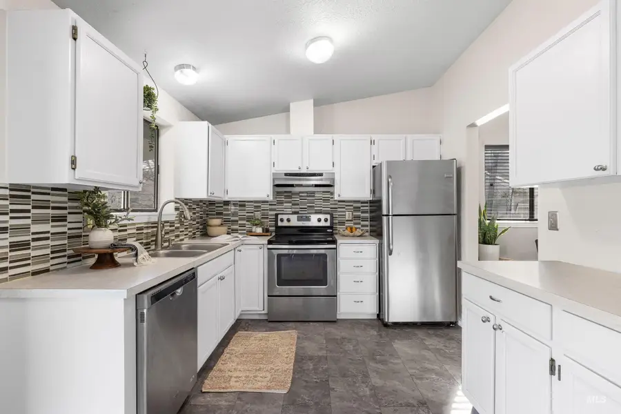 1408 W Lowry Street, Meridian, ID 83646 - #3