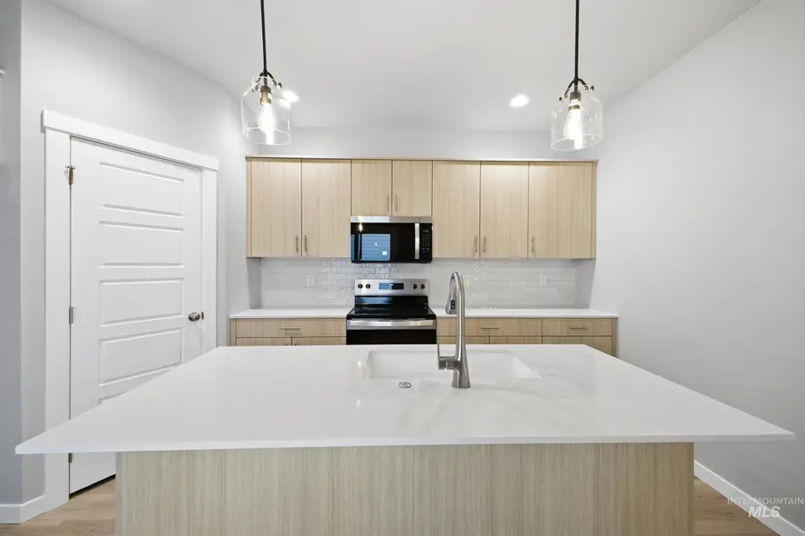 6686 W Redwood Creek Dr, Meridian, ID 83646 - #3