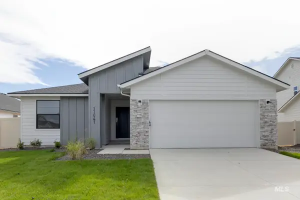 6569 W Plateau Creek Dr, Meridian, ID 83646