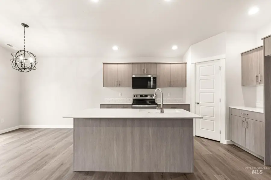 8226 E Cool River Lp, Nampa, ID 83687 - #3