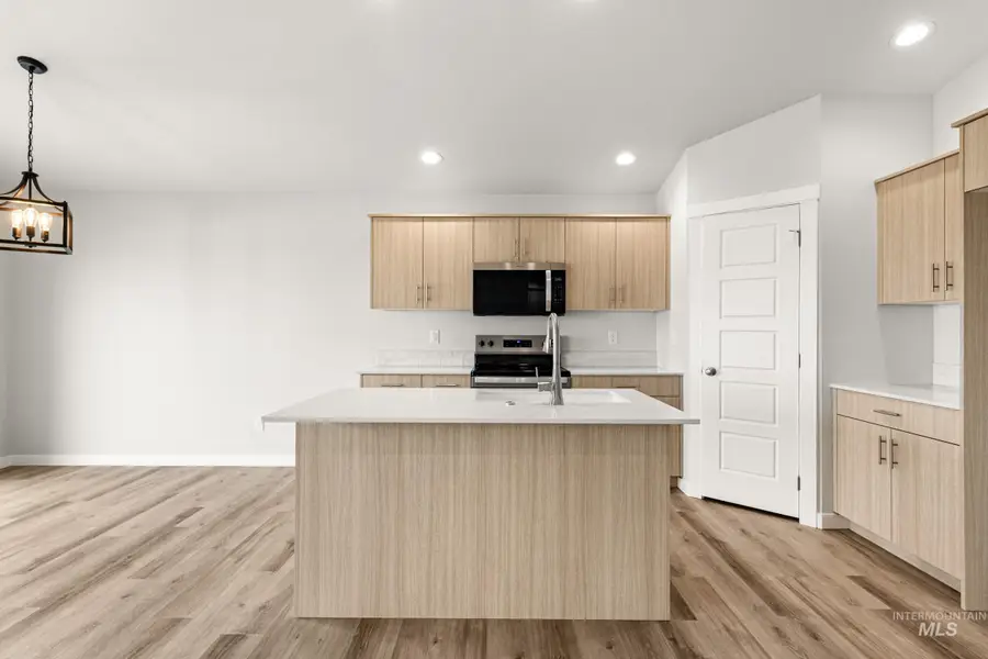 5284 E Phelps Lake Dr, Nampa, ID 83687 - #3