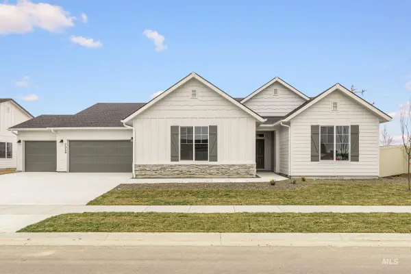 7048 E Amber Springs St, Nampa, ID 83687