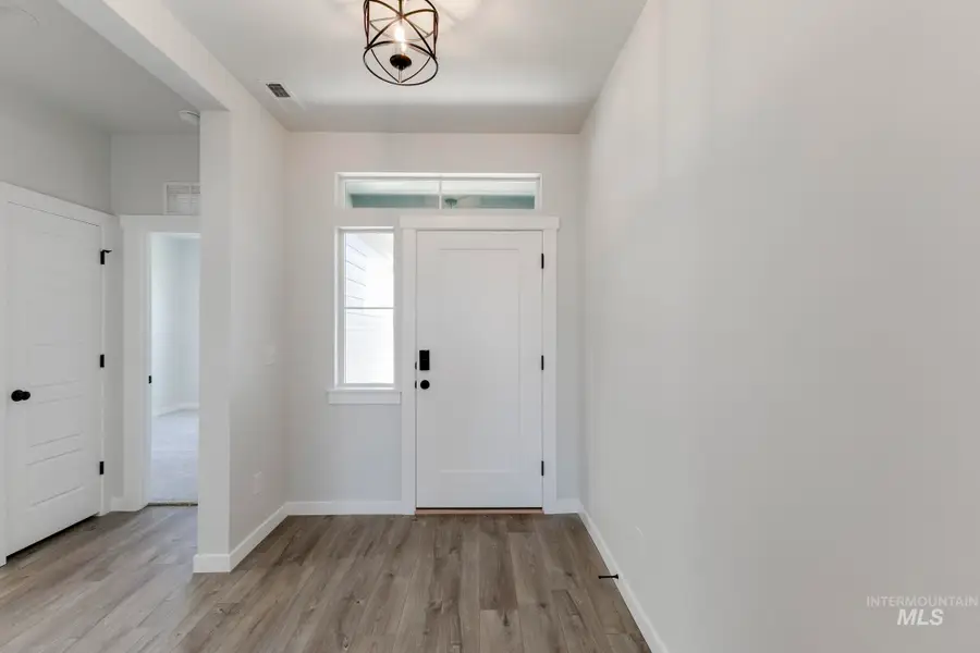 2459 N Silver Wolf Ave, Star, ID 83669 - #2