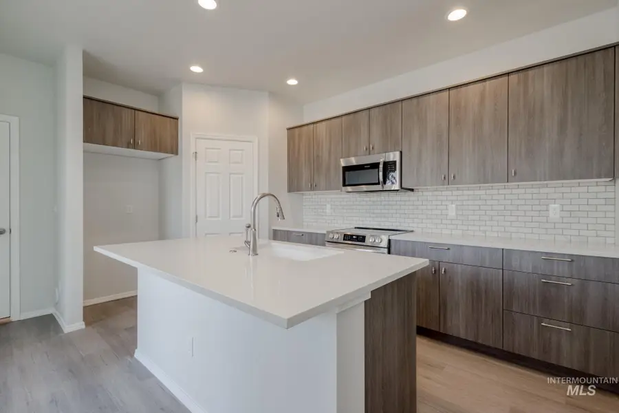 4228 N Camp Creek Ave, Meridian, ID 83646 - #3