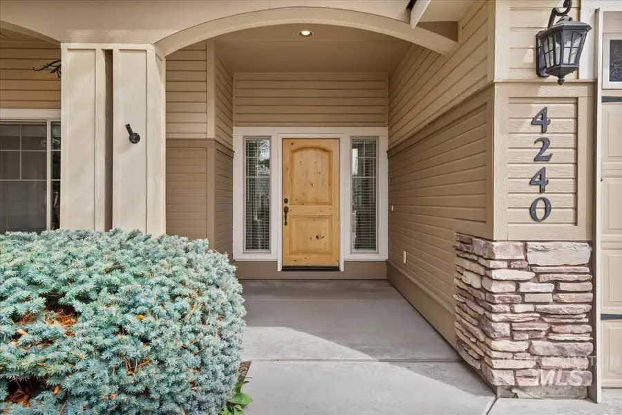 4240 N Buckstone Pl, Meridian, ID 83646 - #2