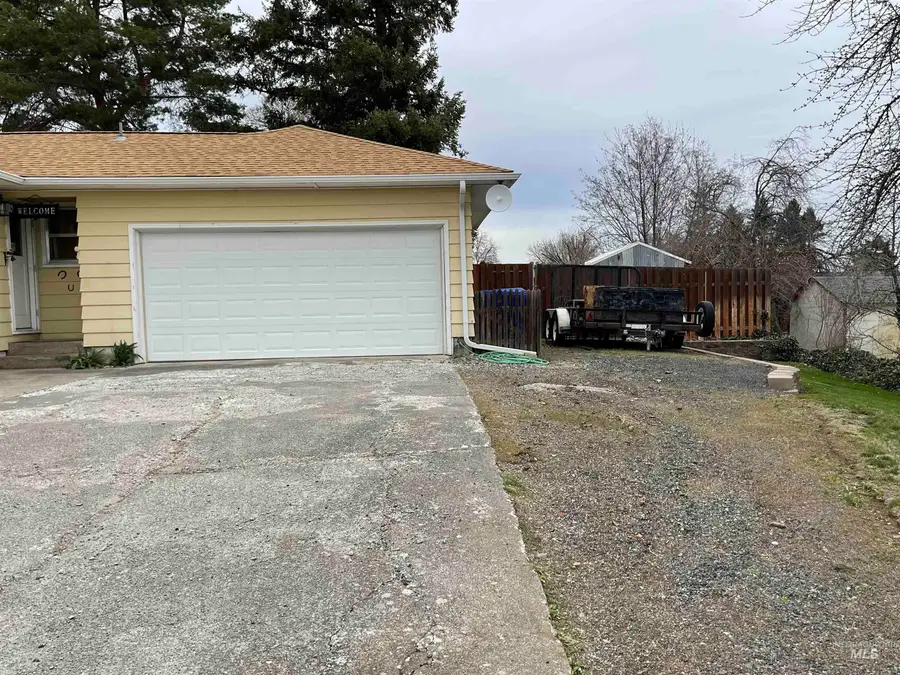 1701 Richardson Ave, Lewiston, ID 83501 - #3