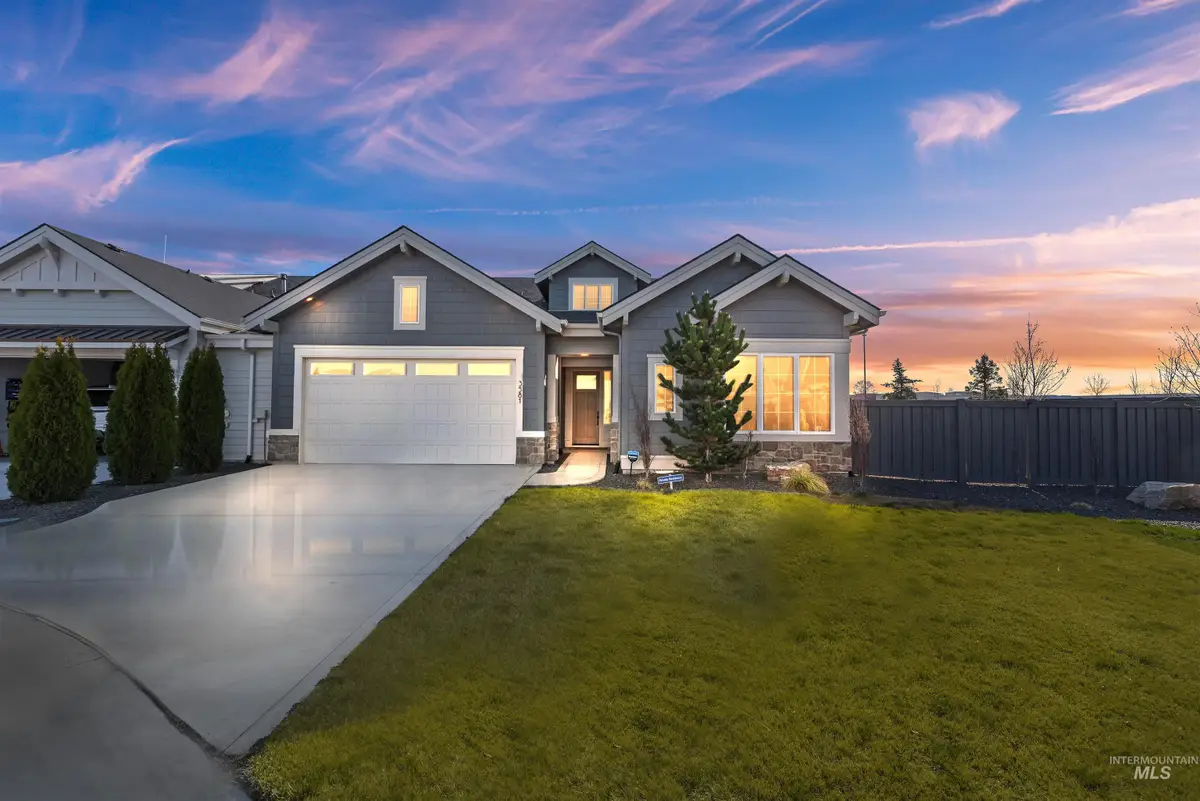3581 E Kalinga Ln, Meridian, ID 83642 - #1