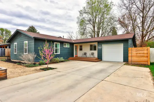 3875 W Pine Ave, Boise, ID 83703