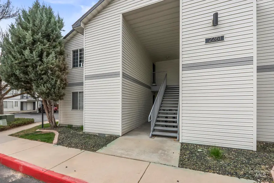 2261 S Challenger Lane #201, Boise, ID 83705 - #2