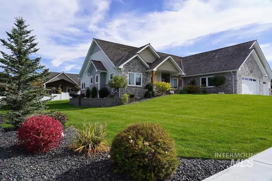 1311 Fairview Ave, Rexburg, ID 83440 - #2