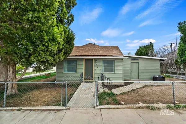1004 N 1st St, Nampa, ID 83687