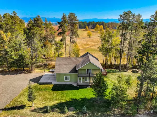 12898 Spring Valley Road, Donnelly, ID 83615