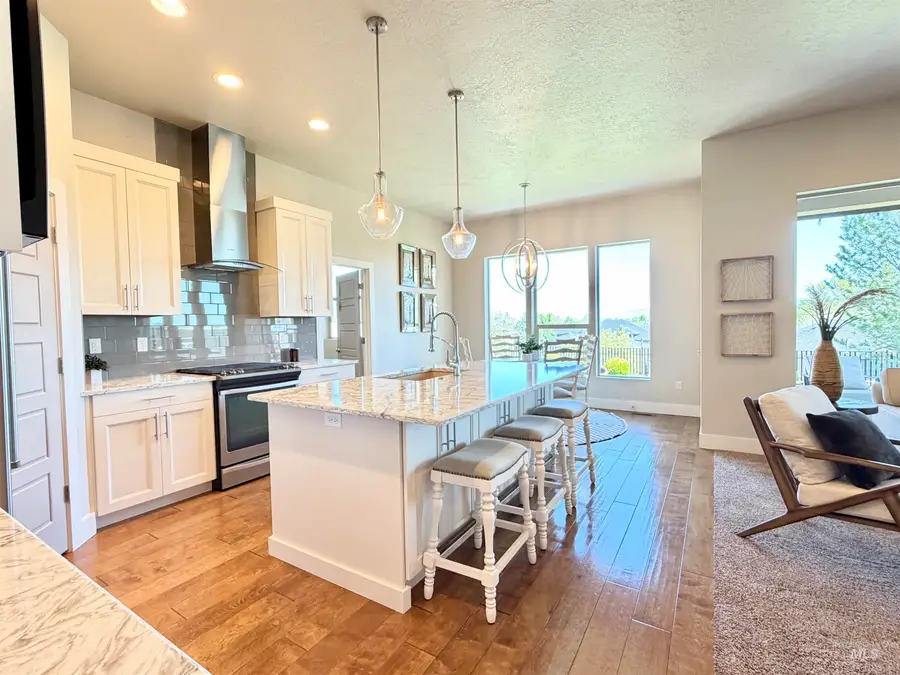 1112 E Wrightwood Drive, Meridian, ID 83642 - #3