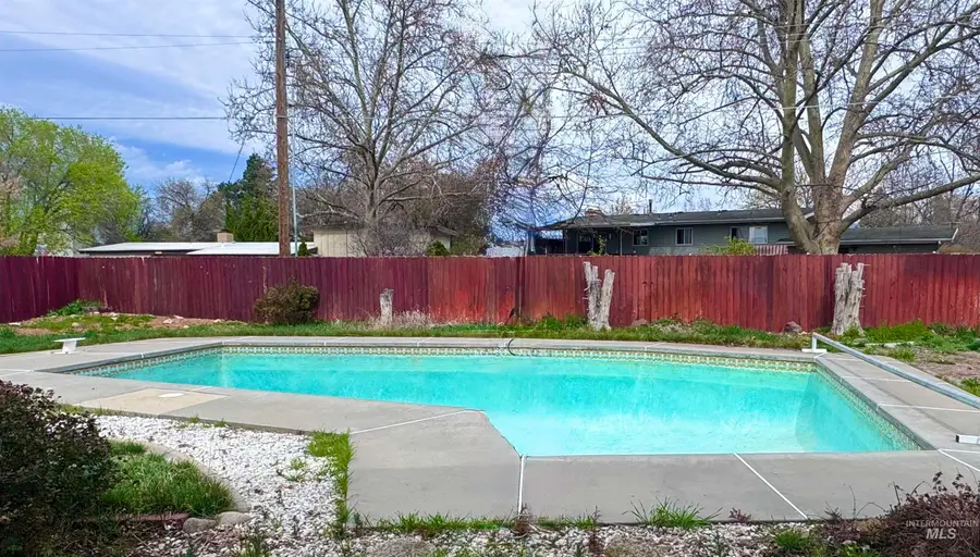7304 W Cedarwood Dr, Boise, ID 83709 - #2