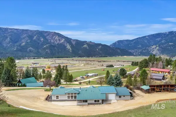 15 Granite Basin, Garden Valley, ID 83622