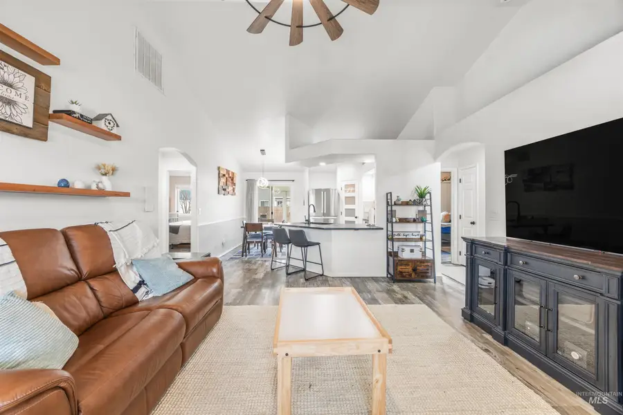 343 E Joshua Tree, Meridian, ID 83646 - #3