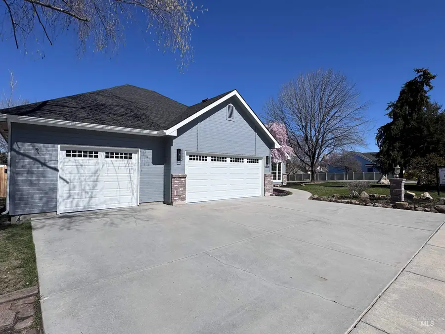 9820 W Geronimo St, Boise, ID 83709 - #2