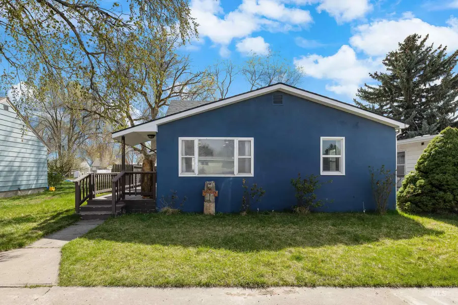 1265 E 4th N, Mountain Home, ID 83647 - #2