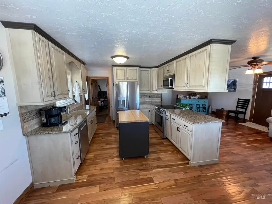 2155 E 1775 South, Gooding, ID 83330 - #3