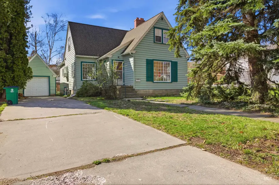 1117 E 6th St, Moscow, ID 83843 - #2