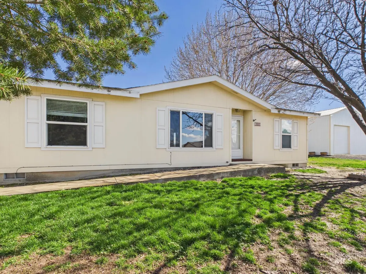 899 Eagles Pointe Blvd., Lewiston, ID 83501 - #1