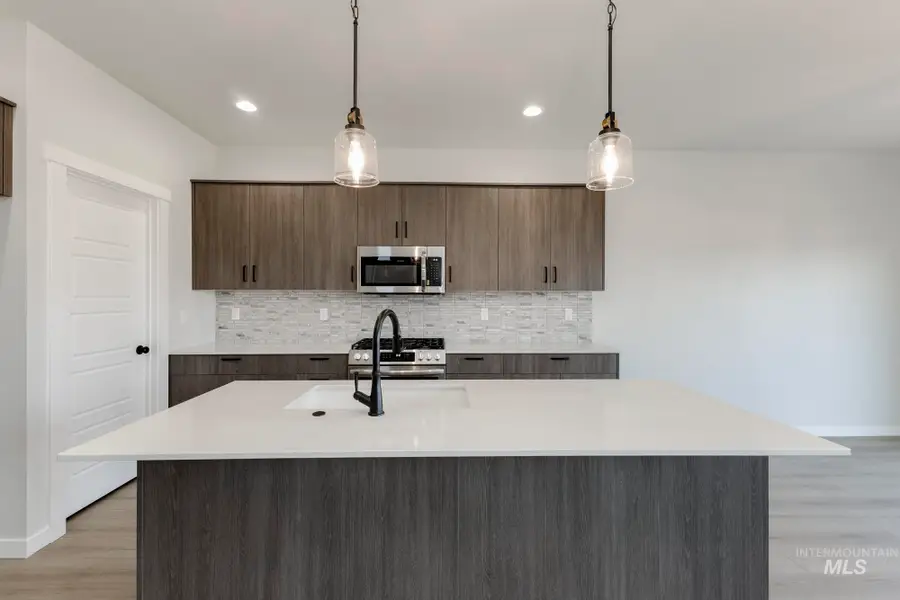 6617 W Plateau Creek Dr, Meridian, ID 83646 - #3