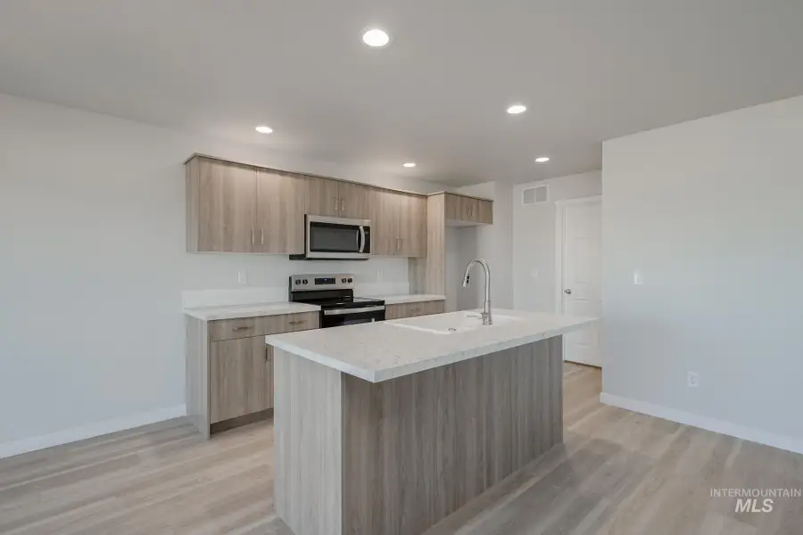 2446 W Fallon Lp, Nampa, ID 83651 - #3