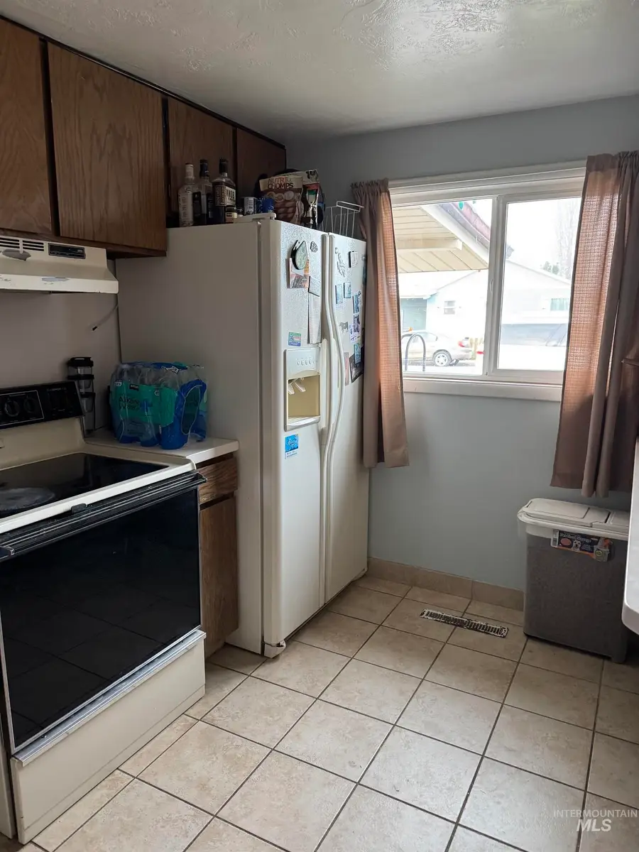 608 S C Street, Rupert, ID 83350 - #3